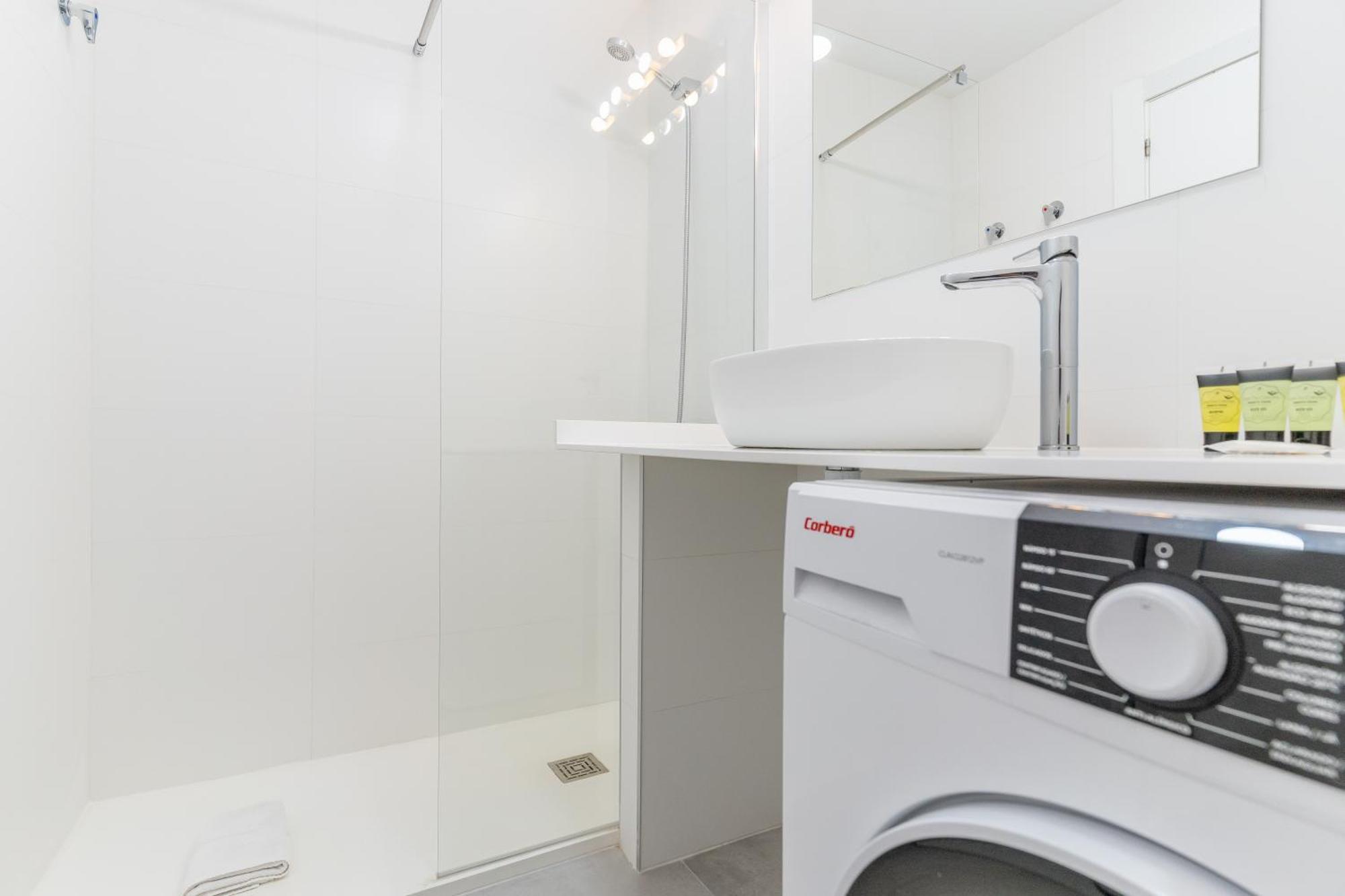 Cozy And Bright-1Bedroom 1Bathroom-Las Letras 马德里 外观 照片